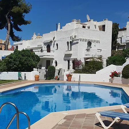 Apartament Village *