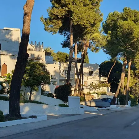 Apartament Village