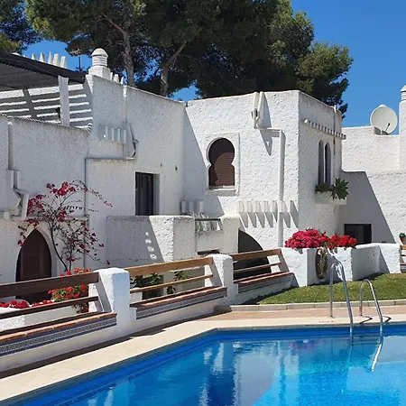 Apartament Village *
