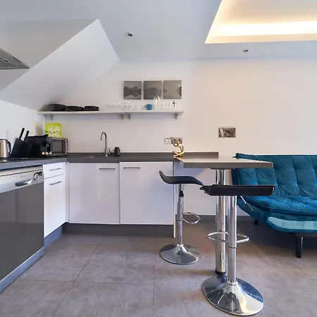 Village Apartament *